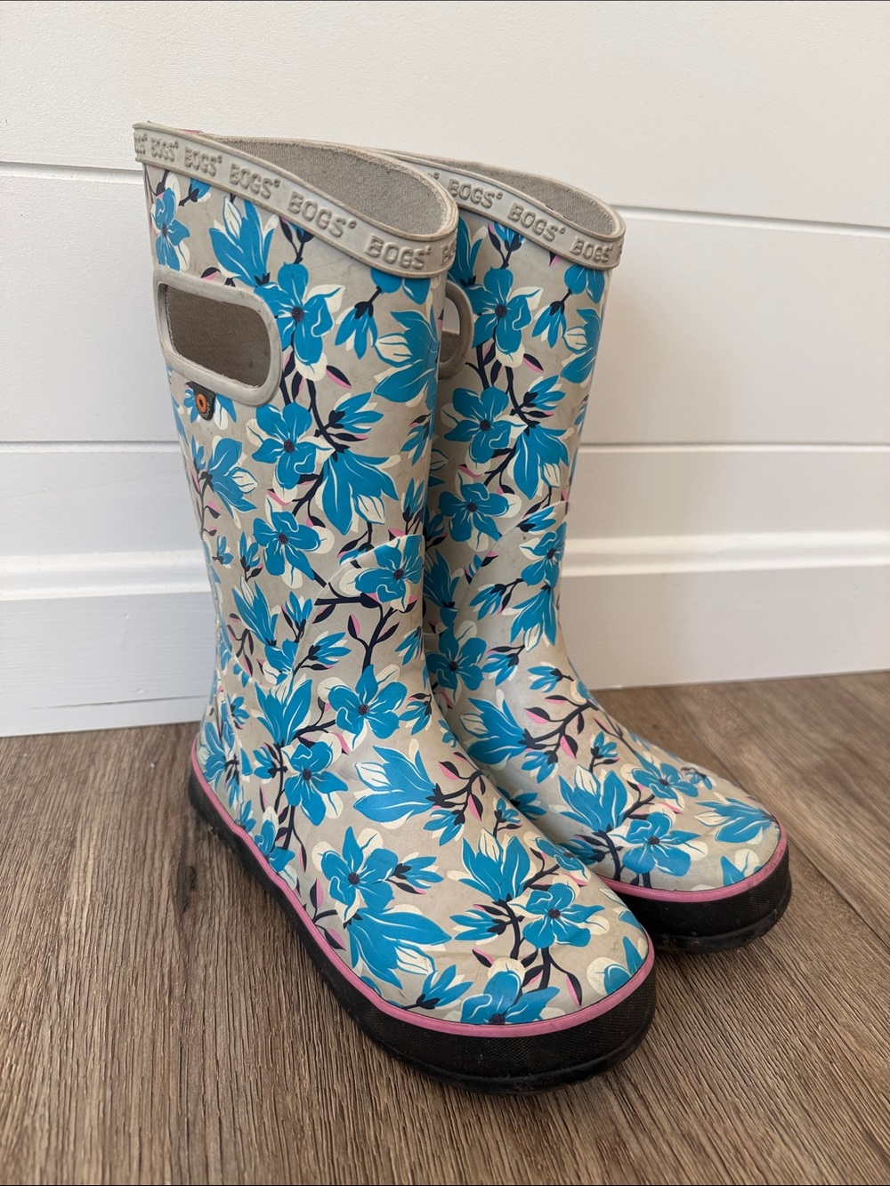 Bogs Youth Rain Boots with Blue Floral Pattern